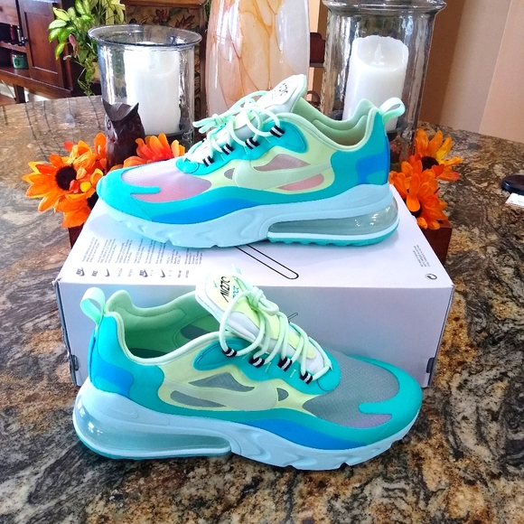 Nike Other - 🆕️ Nike 270 REACT 🔥 Size 10